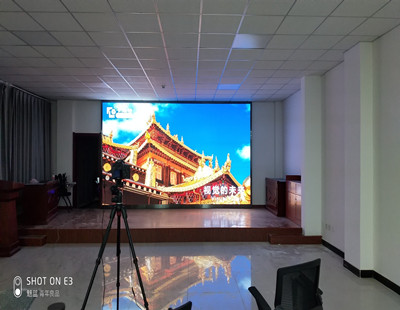 拼接屏厂家介绍户外LED显示屏应对酷热高温气候有妙招